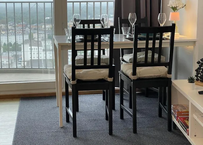 Skyline Augsburg-stilvoll & Zentral Аугсбург