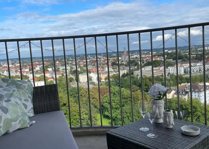 Апартаменти Skyline Augsburg-stilvoll & Zentral *