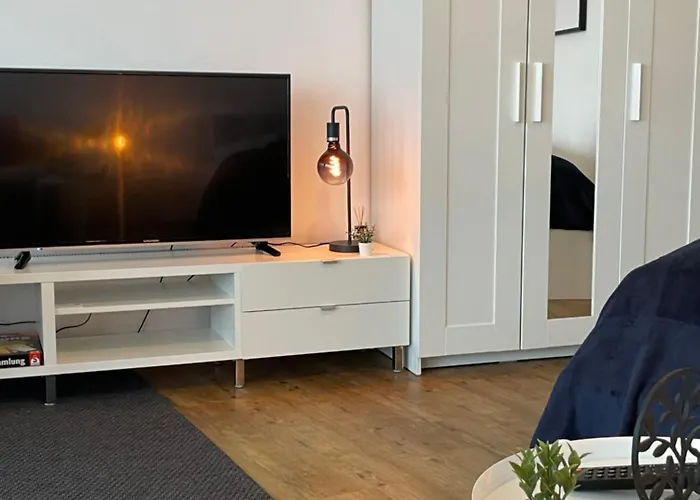 Апартаменти Skyline Augsburg-stilvoll & Zentral *